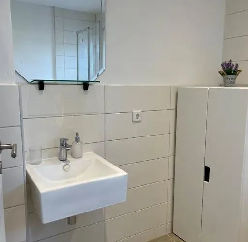 Gemuetliche Wohnung, Tolle Lage, Auch Fuer Messe